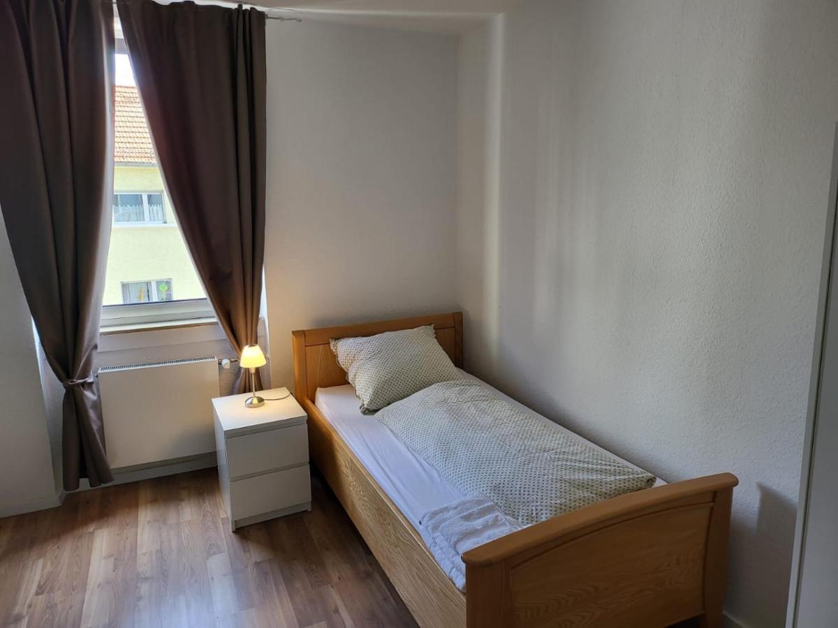 An Der Uniklinik Mainz, Sehr Zentral *